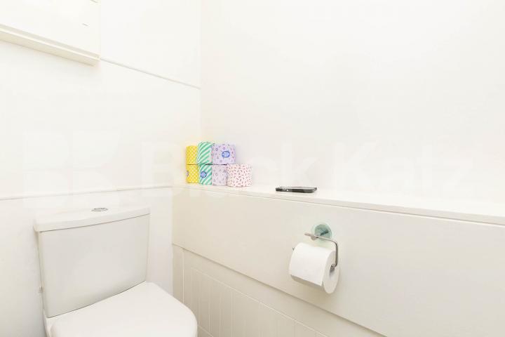 Spacious split level three bedroom flat set within a small purpose built block Crayford Road, Holloway